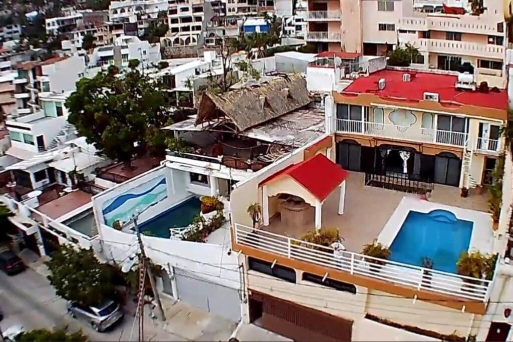 Blue Coast With Pool And Ocean View 10 To 35 P Сasa de vacaciones Acapulco