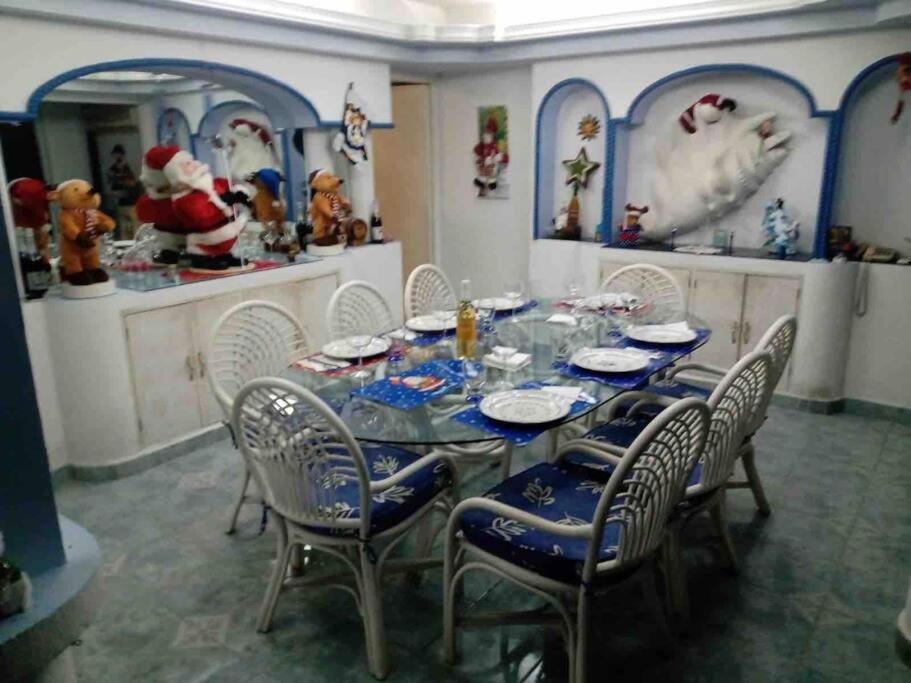 Blue Coast With Pool And Ocean View 10 To 35 P Сasa de vacaciones Acapulco